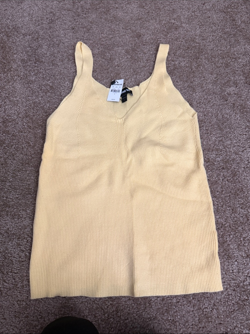 Ribbed V-Neck Tank Top in Pale Yellow